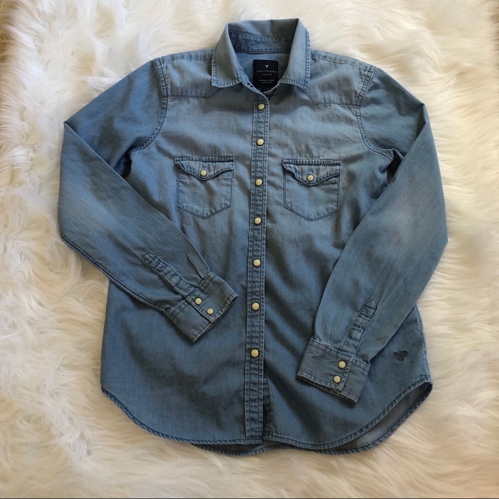 American Eagle boyfriend denim top